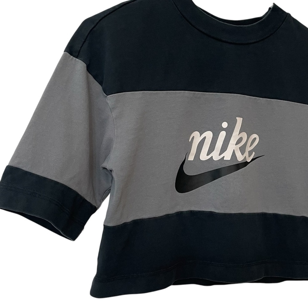 Nike Women's Women's Nike Sportswear Varsity Short-sleeve Top Short Sleeve - Picture 3 of 7